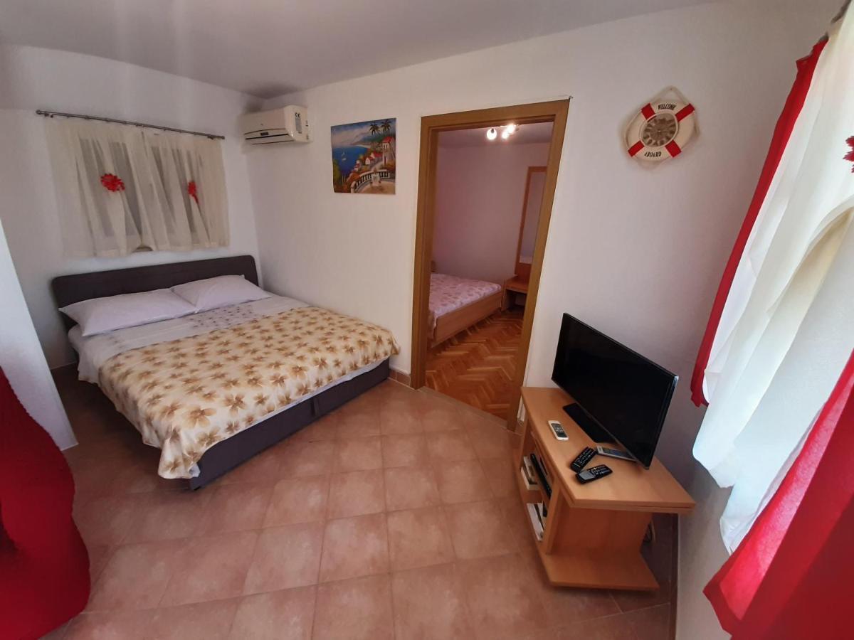 Apartments Diana Vinisce Marina Δωμάτιο φωτογραφία