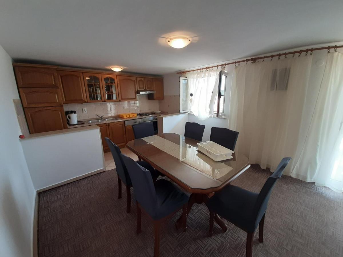 Apartments Diana Vinisce Marina Δωμάτιο φωτογραφία